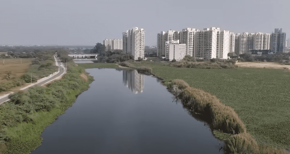 यमुना उफान पर: मैदानों में बढ़ा डर, दिल्ली में बाढ़ का संकट