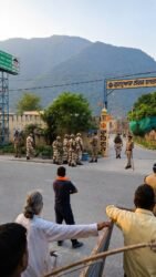 नगरासू गुरुद्वारा विवाद: कर्णप्रयाग की झड़प से रुद्रप्रयाग तक बढ़ा तनाव, प्रशासन और निहंगों के बीच वार्ता जारी